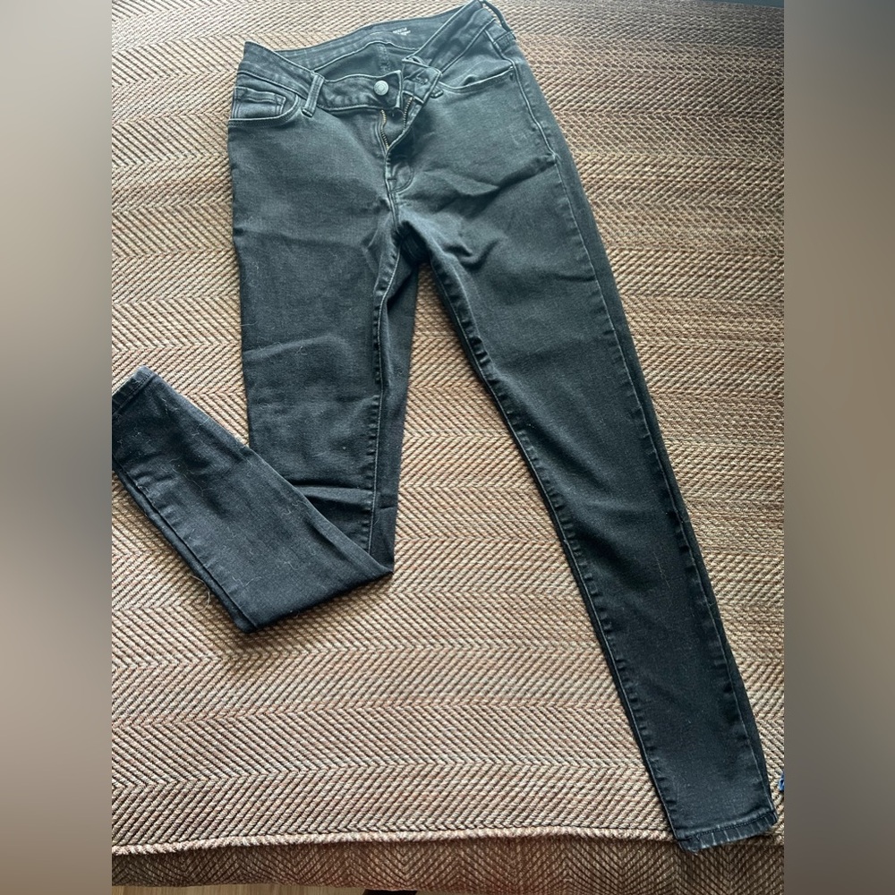 Black old navy, size 2, high rise